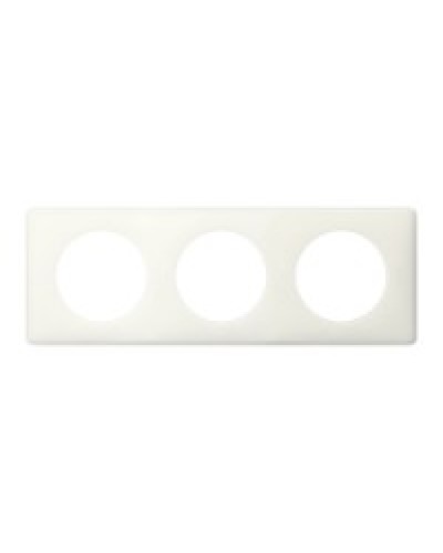 Рамка Legrand 066633 в Артеме Аксессуары для стоек и шкафов Pintop.ru