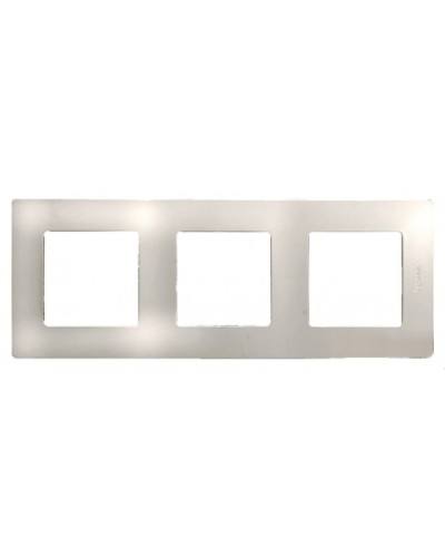 Рамка 3 поста Etika слоновая кость Legrand 672513 в Артеме Аксессуары для кабель-канала Pintop.ru
