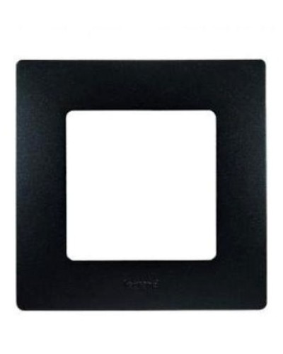 Рамка Legrand 672581 в Артеме Аксессуары для кабель-канала Pintop.ru